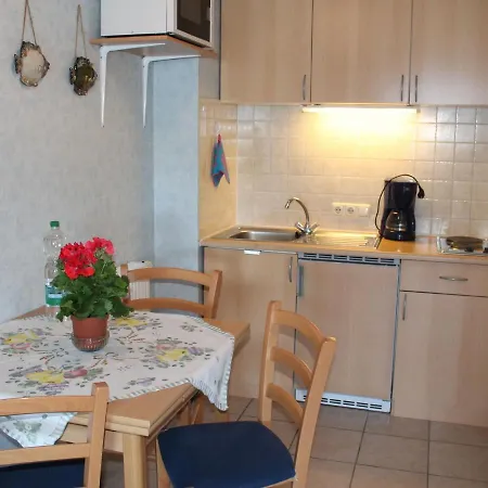 Beautiful With Garden In Apartment Rerik
