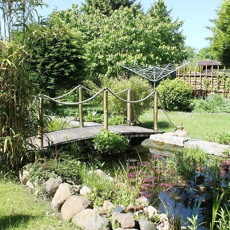 Apartment Beautiful With Garden In *